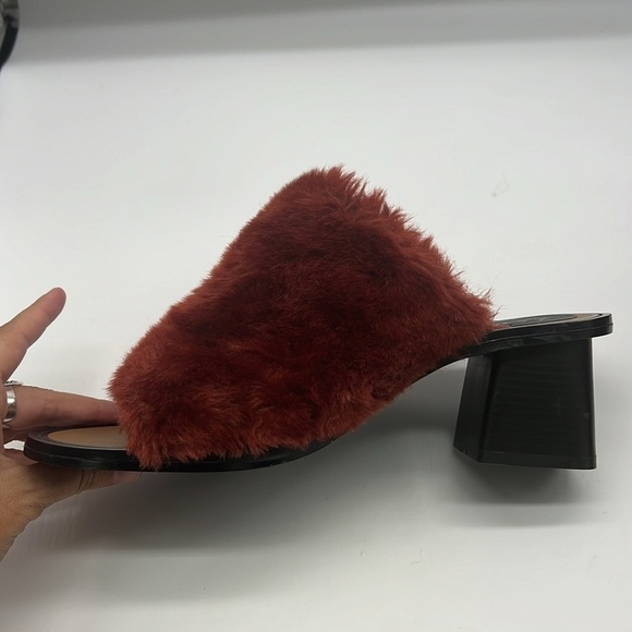 Zara - Brick Red Faux Fur  Slip On Open Toe Wide Block Mule Heels Size 39 - Picture 7 of 14